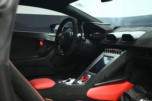 Nero Noctis Metallic 2022 Lamborghini Huracan STO Coupe