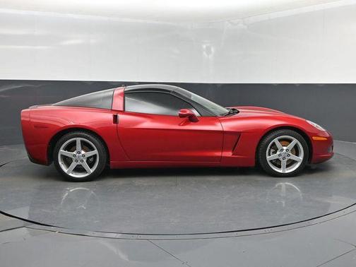 Magnetic Red Metallic 2005 Chevrolet Corvette Base