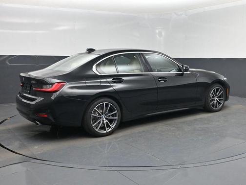 Black Sapphire Metallic 2021 BMW 330 xDrive