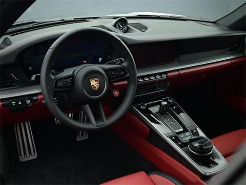 2025 Porsche 911 Carrera S