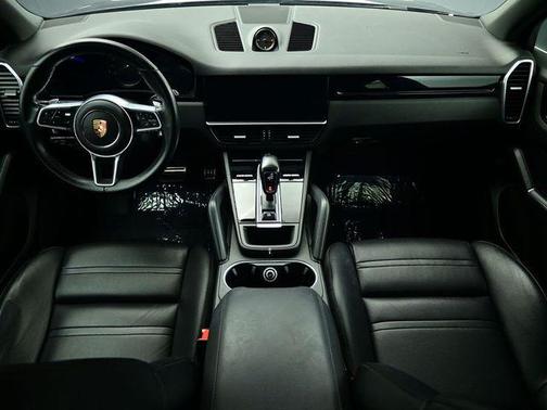 2020 Porsche Cayenne S