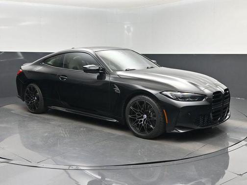Black Sapphire Metallic 2022 BMW M4 Base