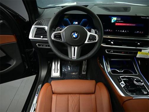 2026 BMW X7 M60i