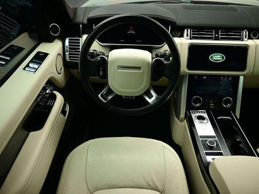 2022 Land Rover Range Rover P525 Westminster
