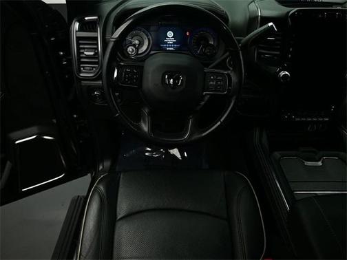 2022 RAM 3500 Limited Crew Cab 4x4 8' Box