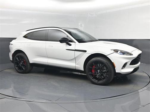 2021 Aston Martin DBX Base