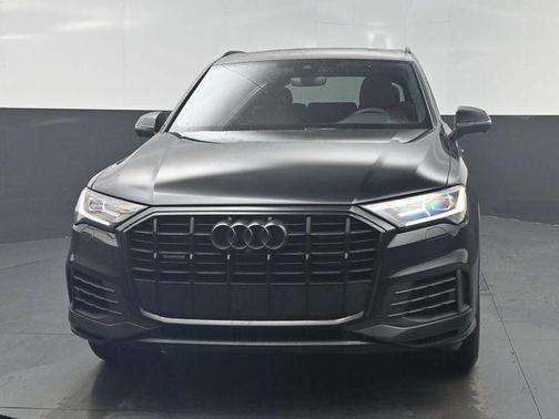 2021 Audi Q7 55 Premium Plus