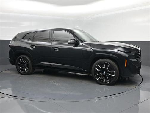 2025 BMW XM Base