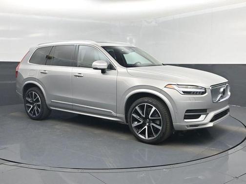 2023 Volvo XC90 B6 Plus 6-Seater