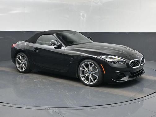 Black Sapphire Metallic 2019 BMW Z4 sDrive30i