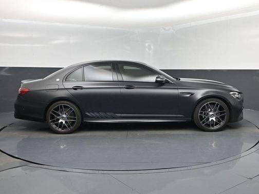 MANUFAKTUR Graphite Grey Magno (818) 2023 Mercedes-Benz AMG E 63 S 4MATIC