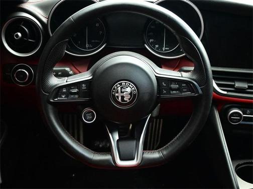 2021 Alfa Romeo Giulia Ti