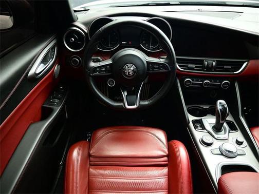 2021 Alfa Romeo Giulia Ti