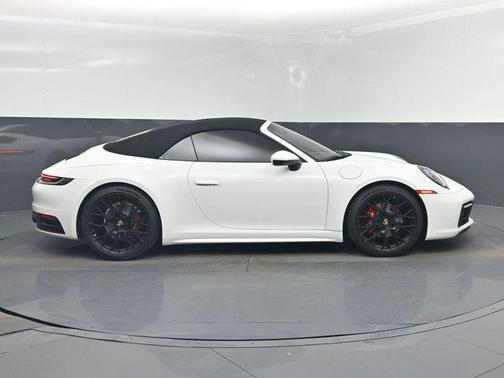 2024 Porsche 911 Carrera