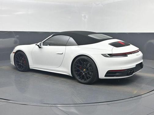 2024 Porsche 911 Carrera