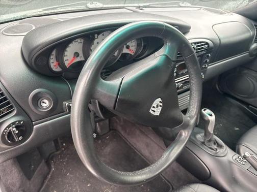 2000 Porsche 911 Carrera