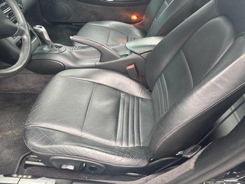 2000 Porsche 911 Carrera