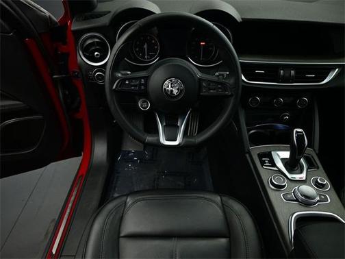 2022 Alfa Romeo Stelvio Ti