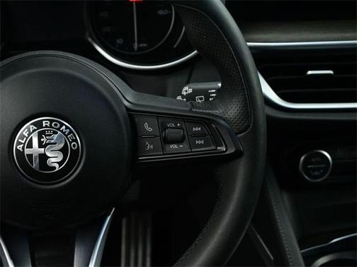 2022 Alfa Romeo Stelvio Ti