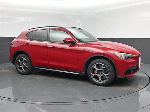 2022 Alfa Romeo Stelvio Ti