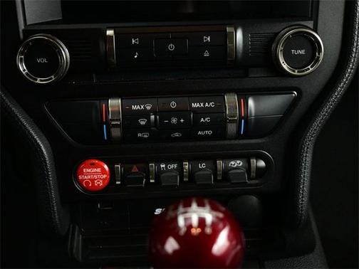 2017 Ford Shelby GT350R Base