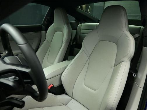 2023 Porsche 911 Carrera