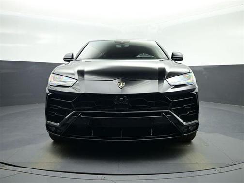 2021 Lamborghini Urus Graphite Capsule