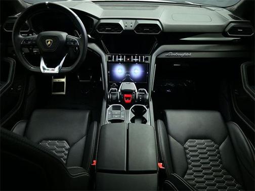 2021 Lamborghini Urus Graphite Capsule