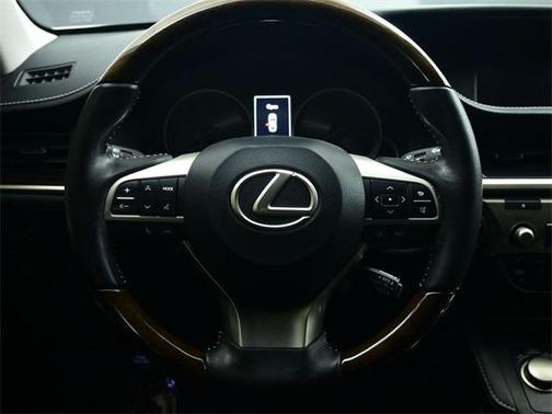 2016 Lexus ES 350 Base