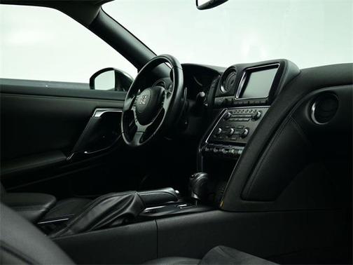 2012 Nissan GT-R Premium