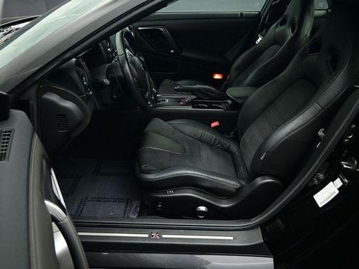 2012 Nissan GT-R Premium