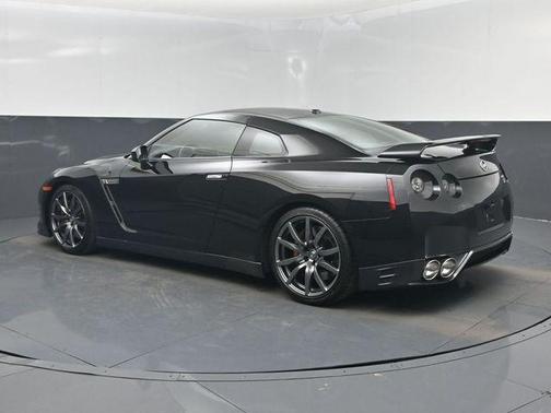 2012 Nissan GT-R Premium