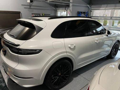 2021 Porsche Cayenne GTS