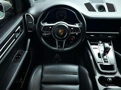 2021 Porsche Cayenne GTS