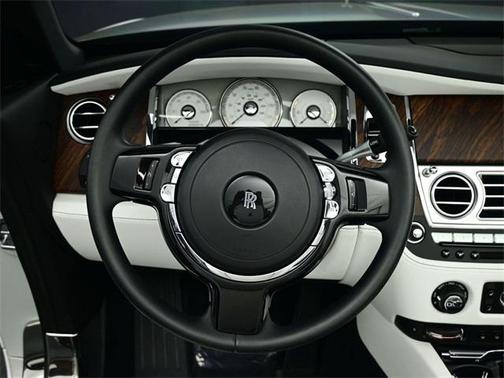 2016 Rolls-Royce Dawn 