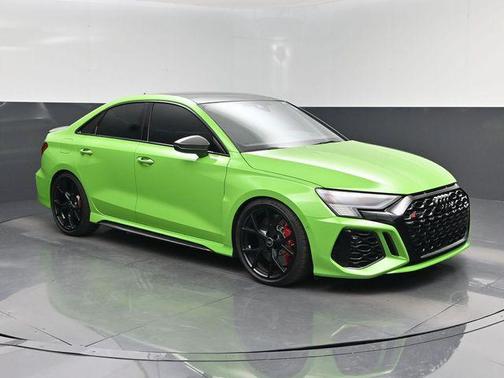 Kyalami Green 2024 Audi RS 3 TFSI quattro S tronic