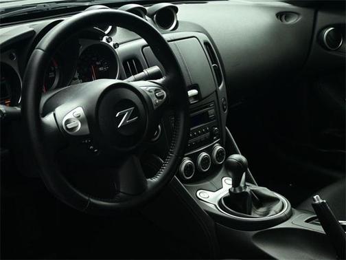 2016 Nissan 370Z Base