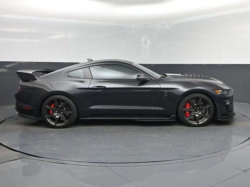 Dark Matter Gray Metallic 2022 Ford Shelby GT500 Base