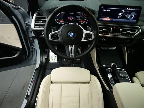 2023 BMW X4 M40i