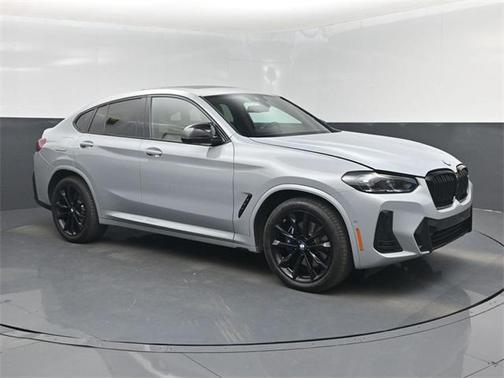 2023 BMW X4 M40i