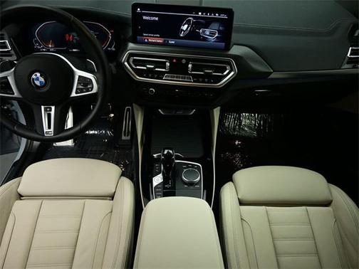 2023 BMW X4 M40i