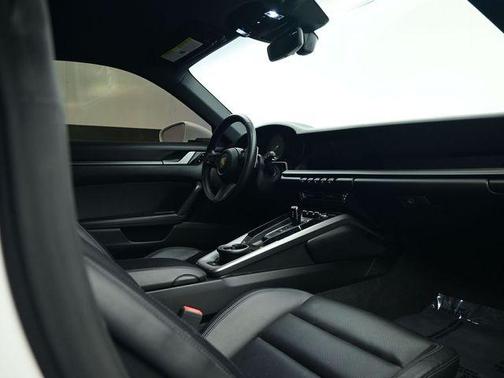 2020 Porsche 911 Carrera 4S