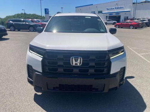 Platinum White Pearl 2026 Honda Pilot Sport