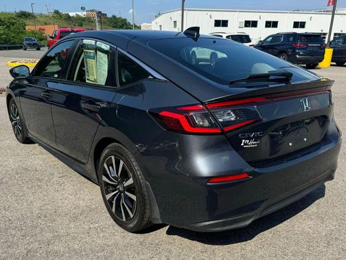 2022 Honda Civic EX-L