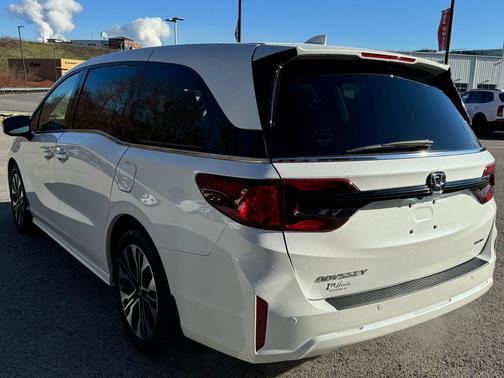 2025 Honda Odyssey Elite