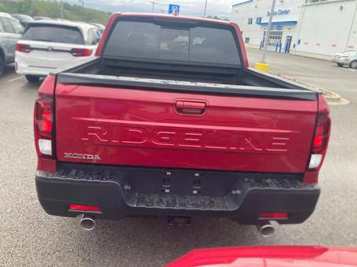 Radiant Red Metallic II 2026 Honda Ridgeline RTL