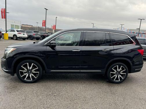 2022 Honda Pilot AWD Elite