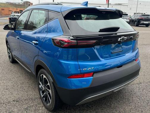 2022 Chevrolet Bolt EUV FWD Premier