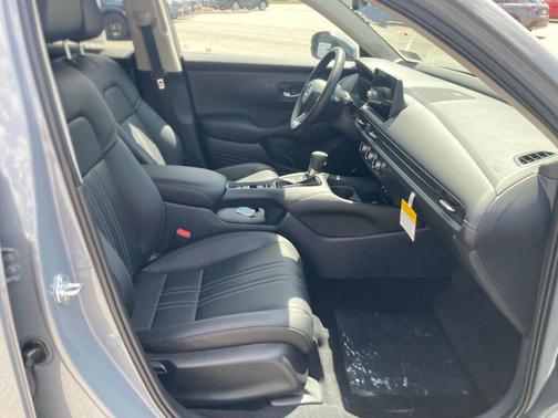 Urban Gray Pearl 2026 Honda HR-V EX-L