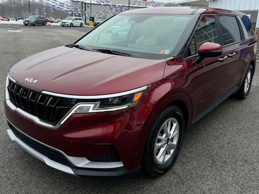 2024 Kia Carnival LX